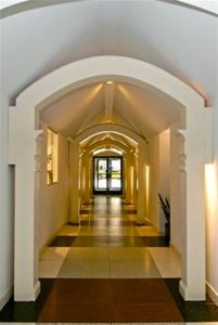 The hallway entrance to Van Cleef.. walked that walk so many times, so many years ago...